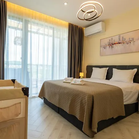 Complex Bella With Free Parking,jacuzzi,bbq Апартамент Варна