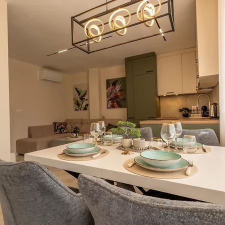 Апартамент Complex Bella With Free Parking,jacuzzi,bbq Варна