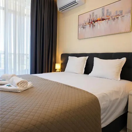 Complex Bella With Free Parking,jacuzzi,bbq Апартамент