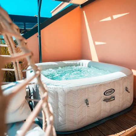 Complex Bella With Free Parking,jacuzzi,bbq Апартаменты Варна