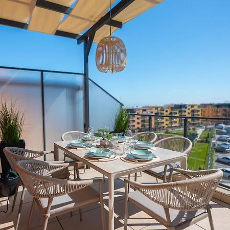 Complex Bella With Free Parking,jacuzzi,bbq